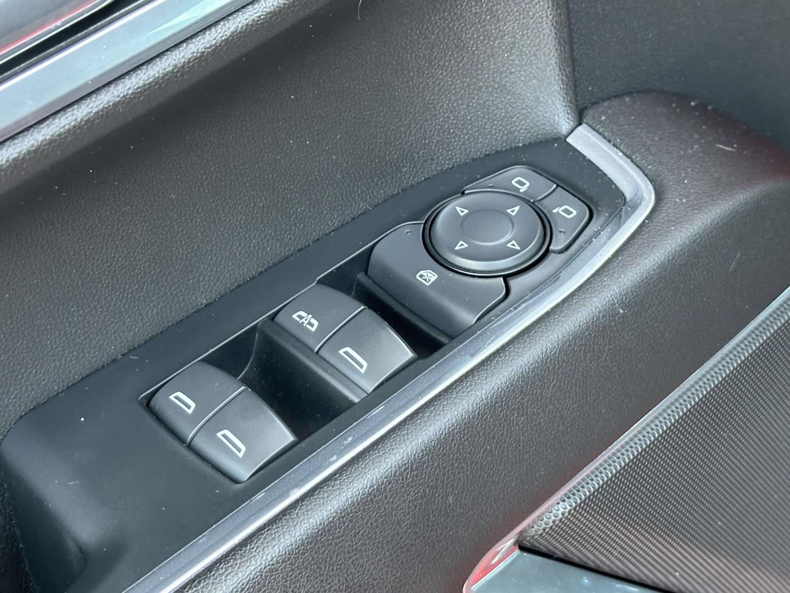 Certified 2023 Chevrolet Silverado 1500 LT AWD/4WD image 15