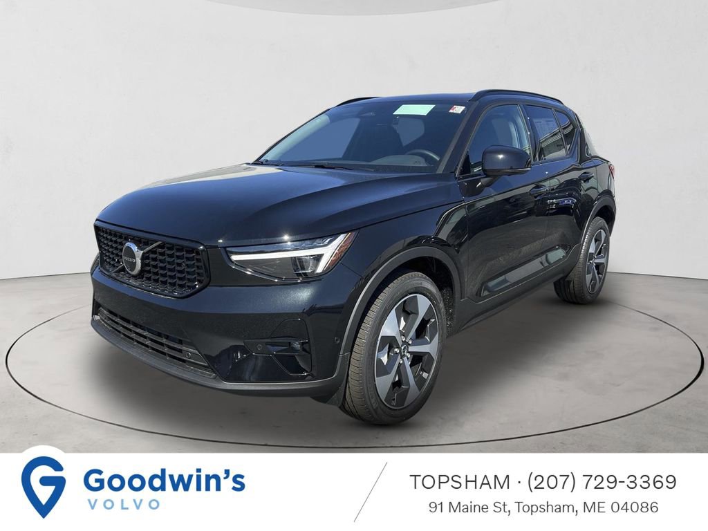 New 2026 Volvo XC40 B5 Plus w/ Climate Package
