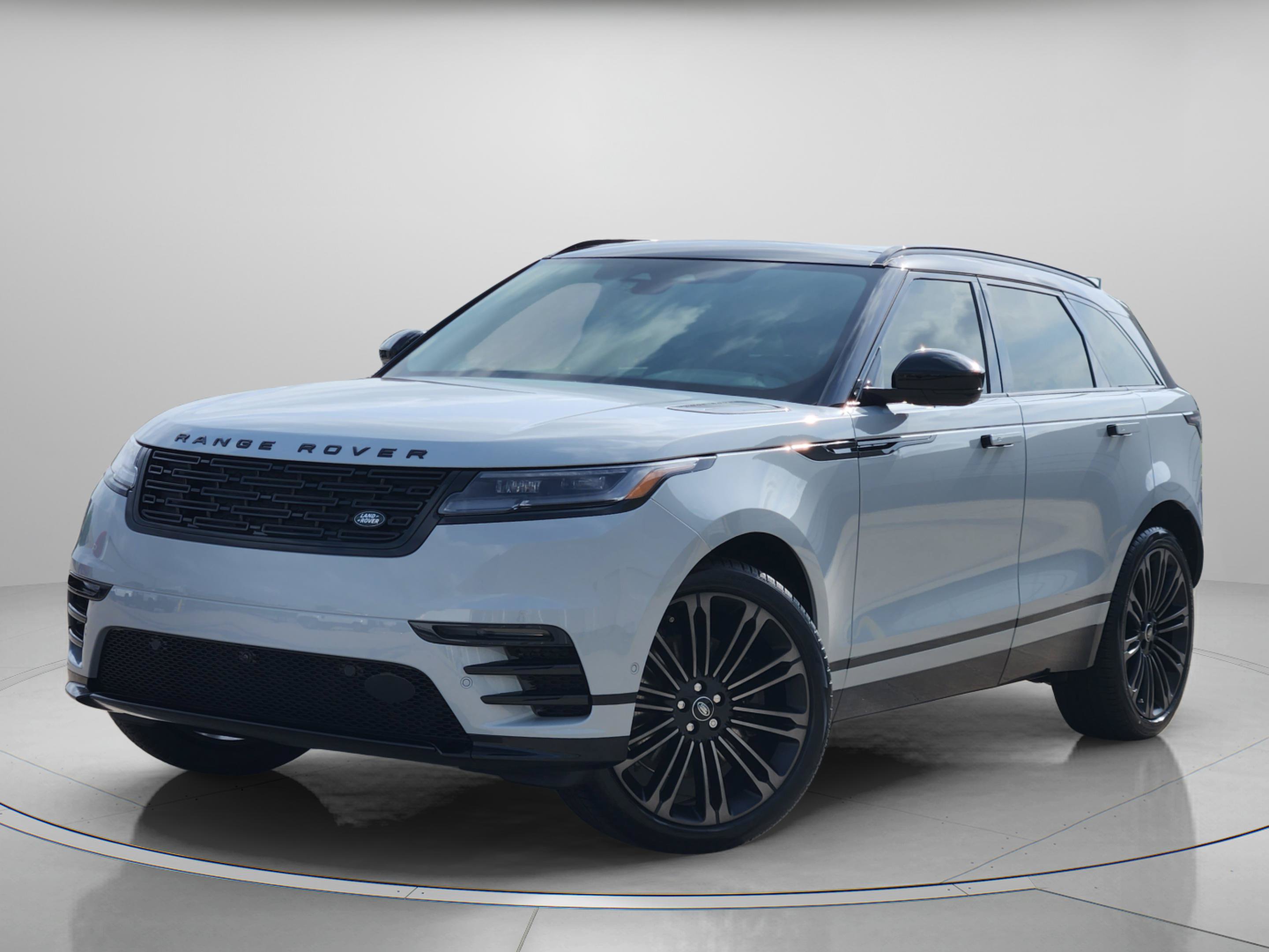 New 2026 Land Rover Range Rover Velar Dynamic SE AWD/4WD image 1