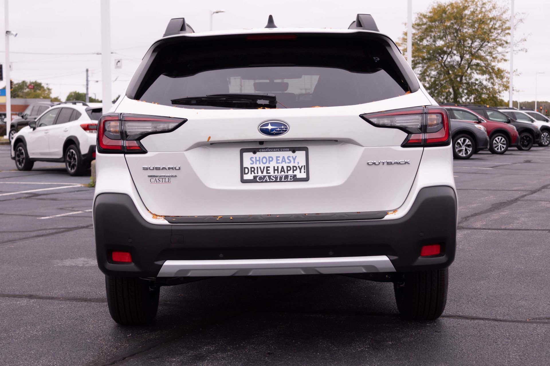 Used 2025 Subaru Outback Limited AWD/4WD image 16