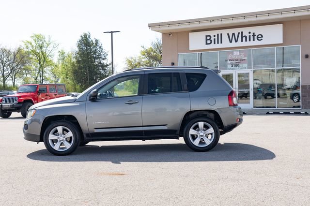 Used 2014 Jeep Compass Sport image 3