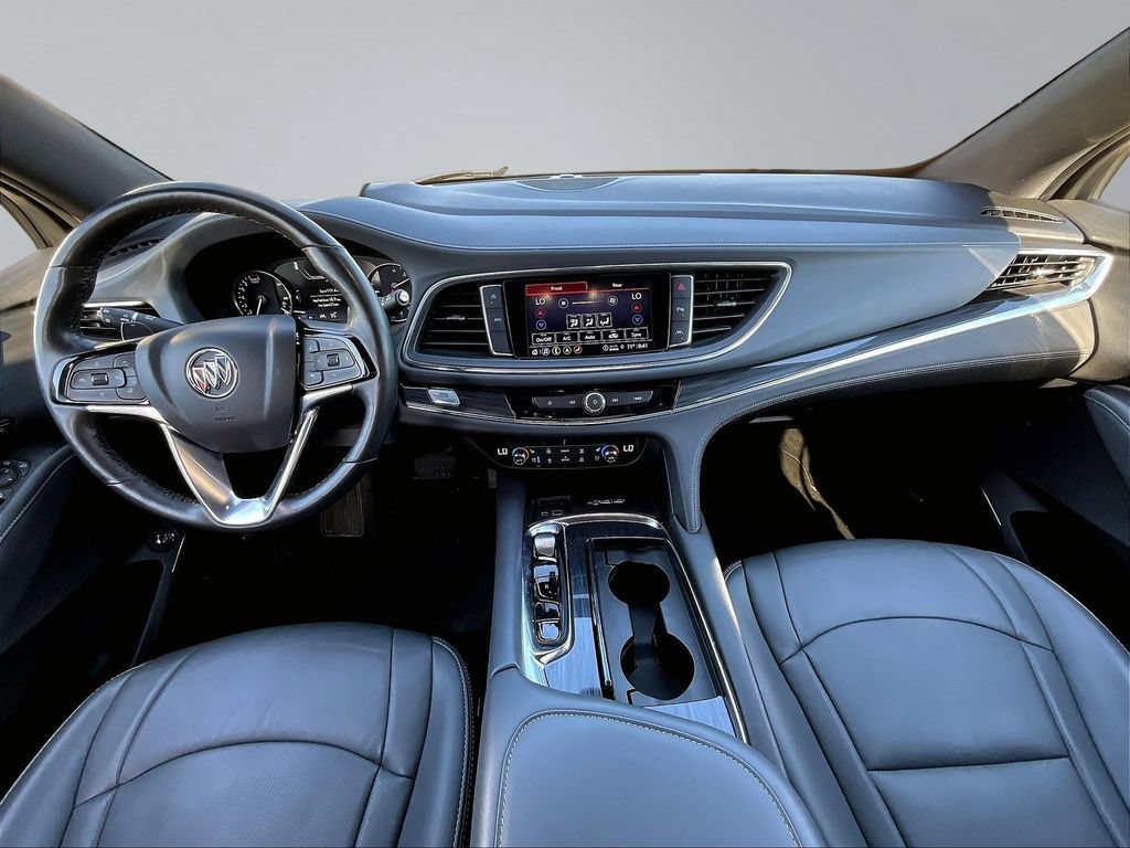 Used 2024 Buick Enclave Premium AWD/4WD image 9