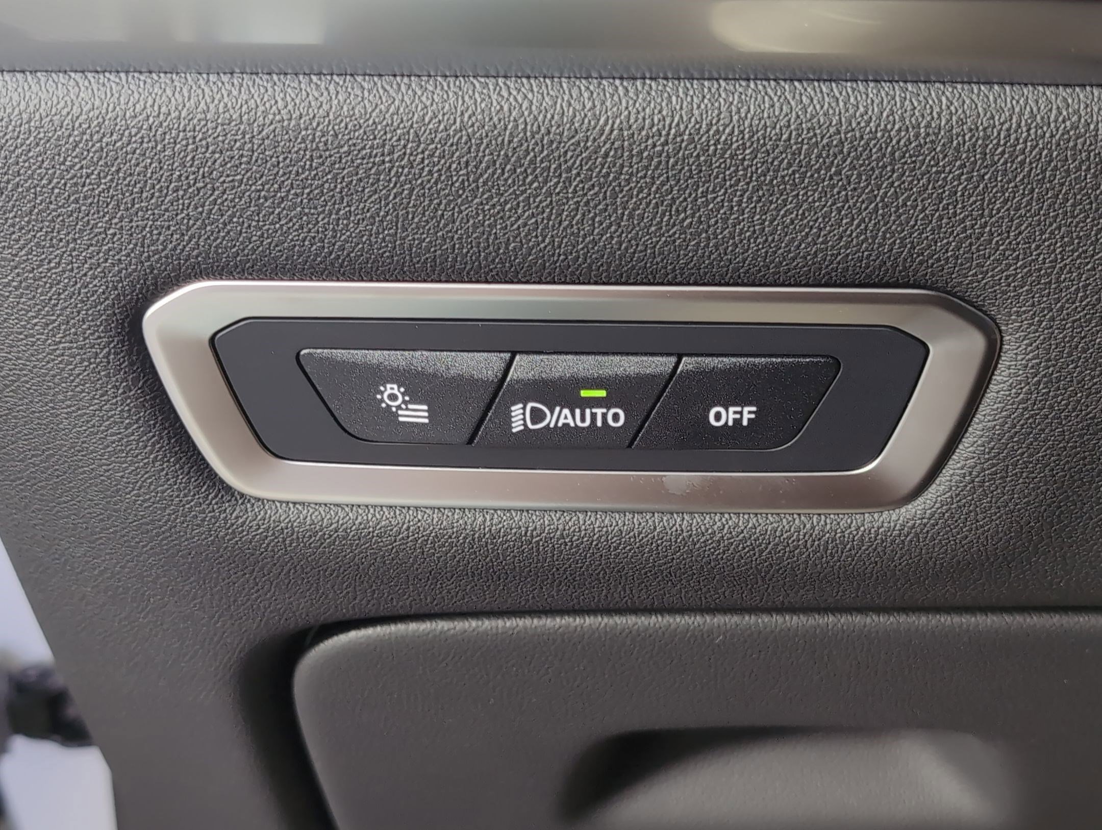 New 2026 BMW X7 xDrive40i w/ M Sport Package image 16