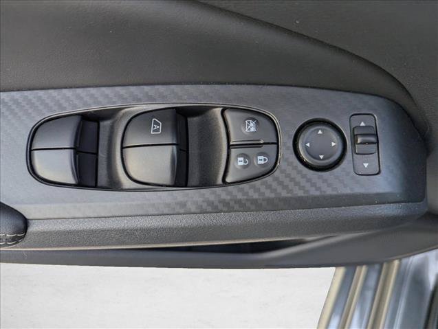 Used 2025 Nissan Altima 2.5 SV FWD image 10