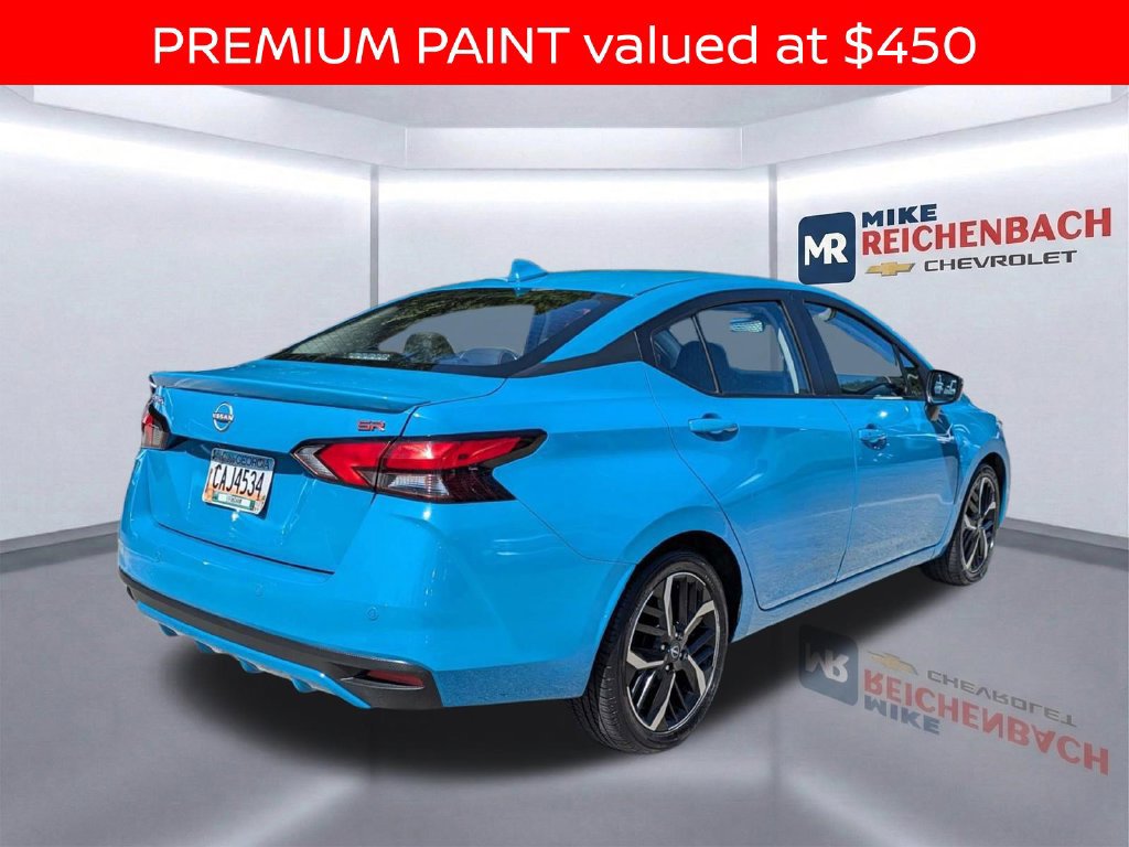 Used 2025 Nissan Versa SR FWD image 4