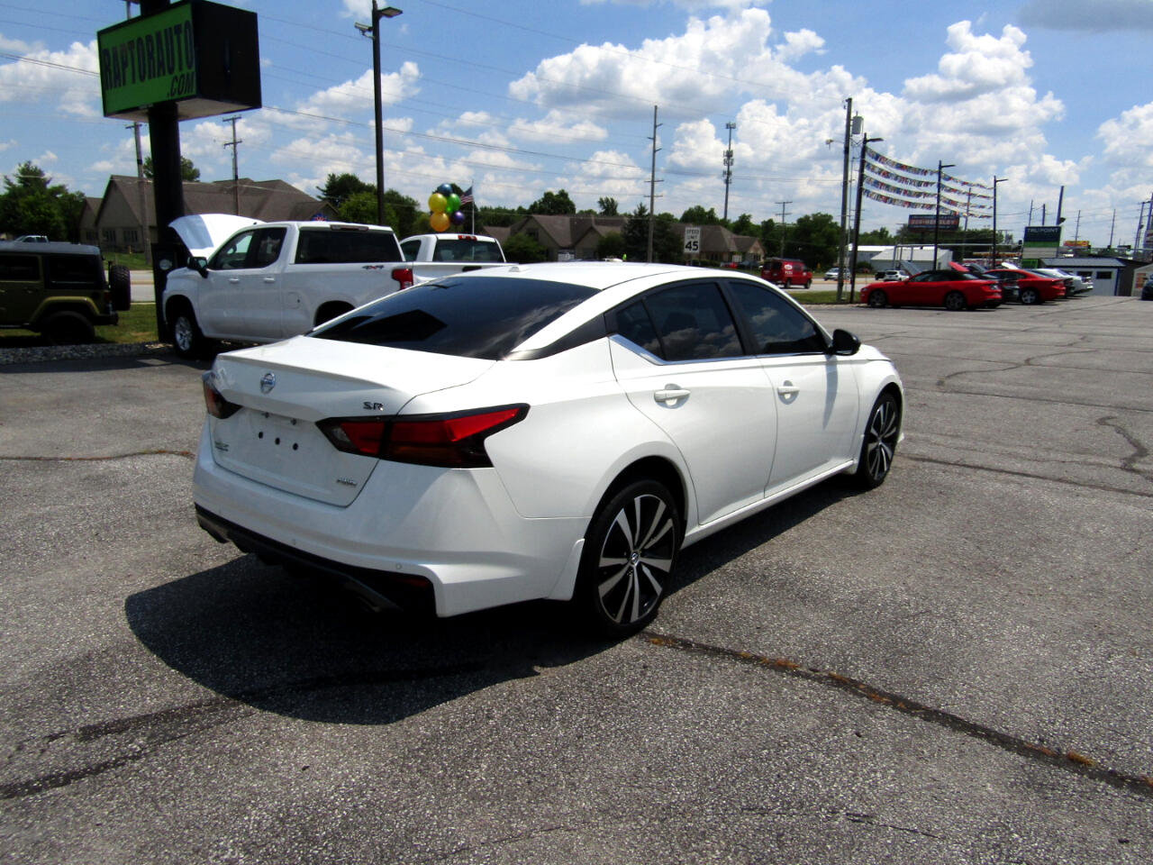 Used 2021 Nissan Altima 2.5 SR w/ SR Premium Package image 7