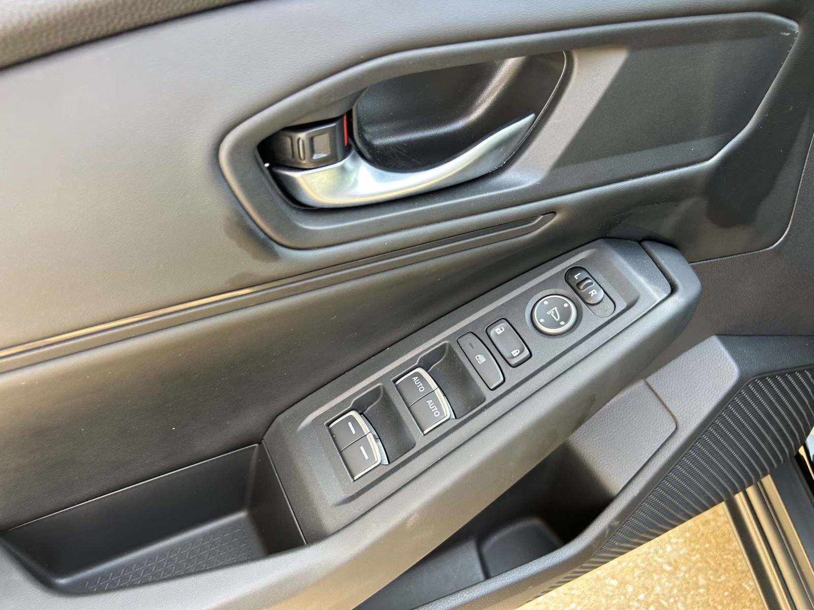 Certified 2024 Honda Accord EX image 11