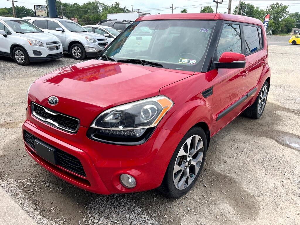 Used 2013 Kia Soul ! image 1