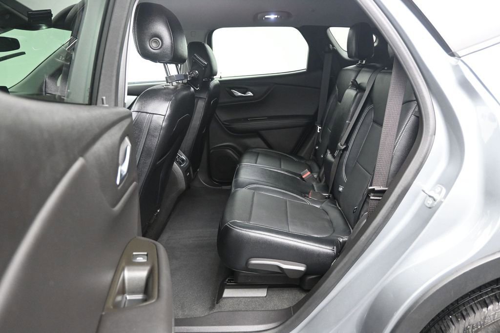 Used 2024 Chevrolet Blazer LT FWD image 14
