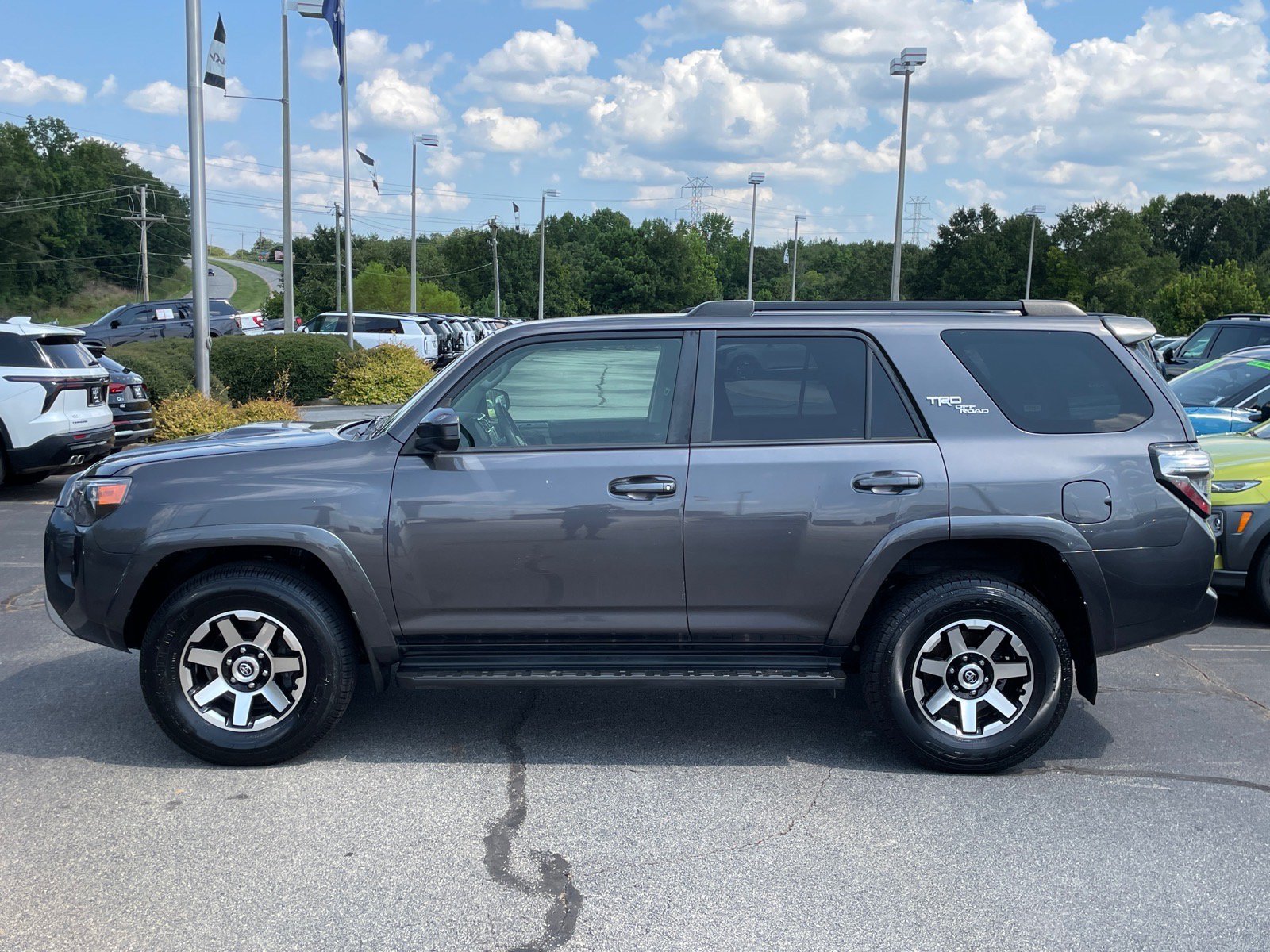 Used 2021 Toyota 4Runner TRD Off-Road AWD/4WD image 6