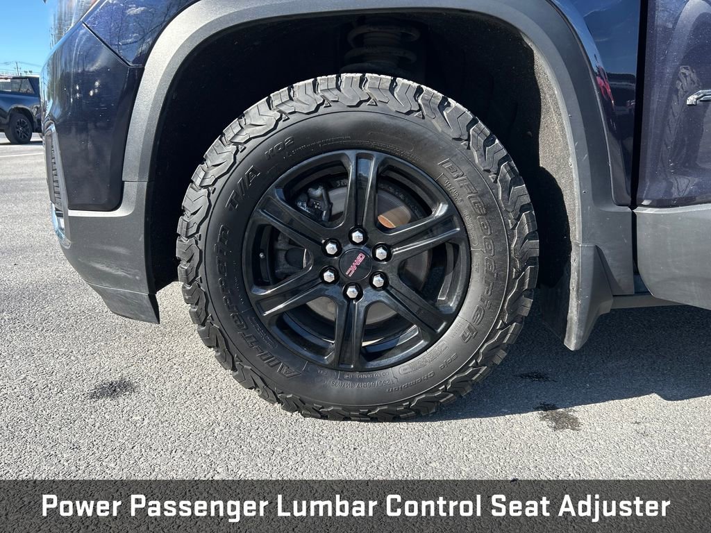 Certified 2022 GMC Acadia AT4 w/ Technology Package AWD/4WD image 31
