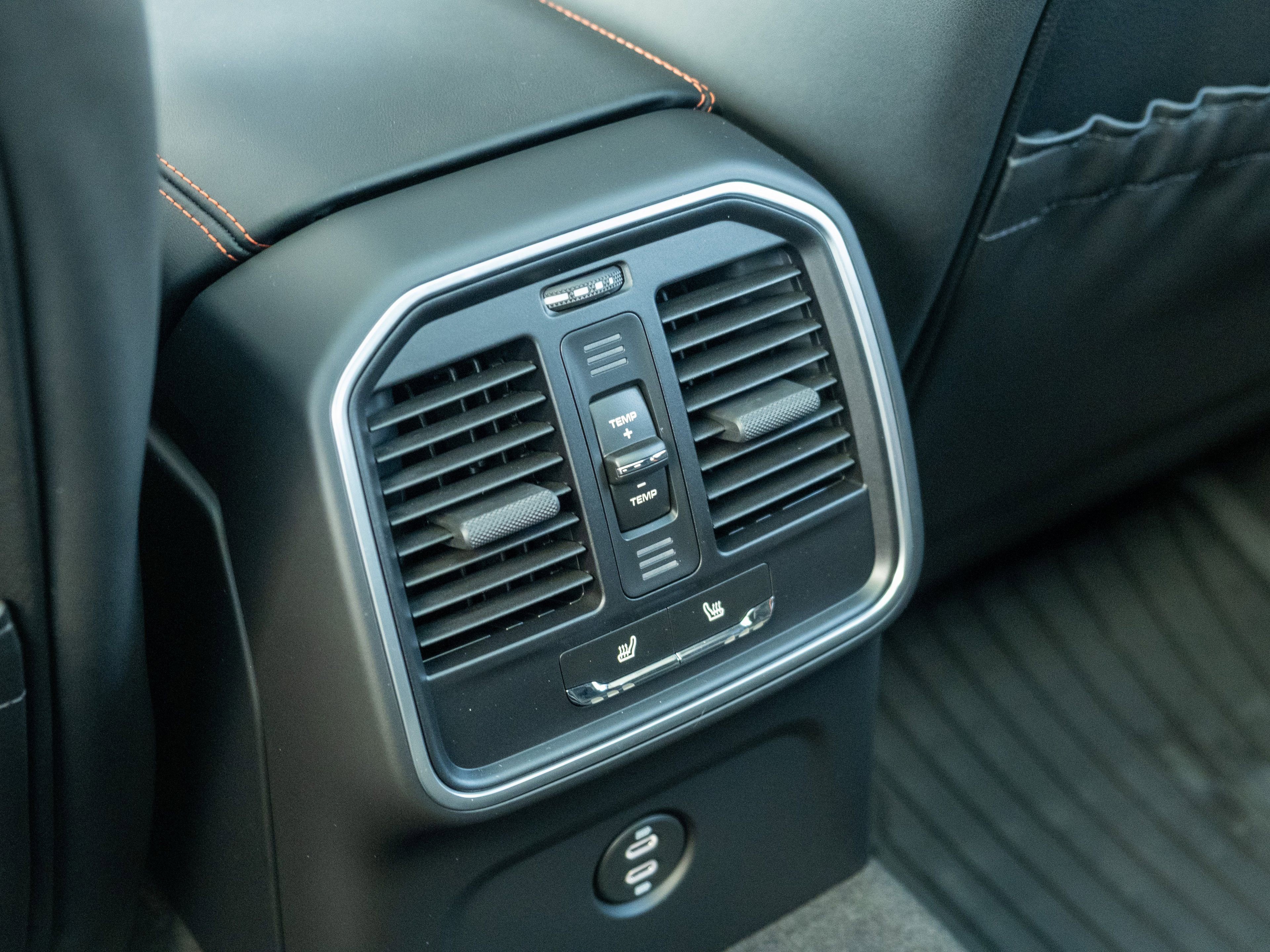 New 2026 Porsche Macan S image 37