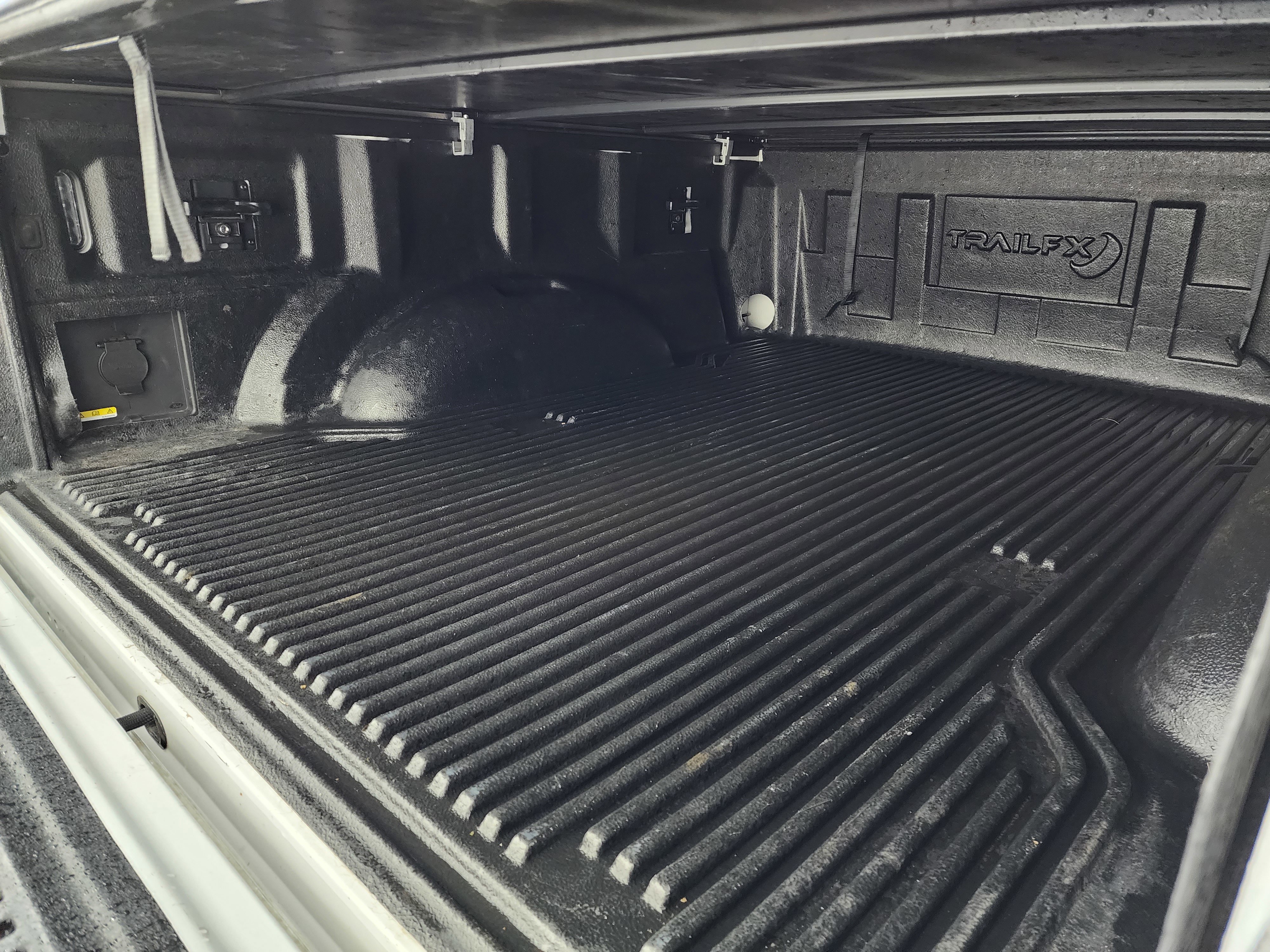 Used 2022 Ford F150 XLT w/ Equipment Group 302A High image 5