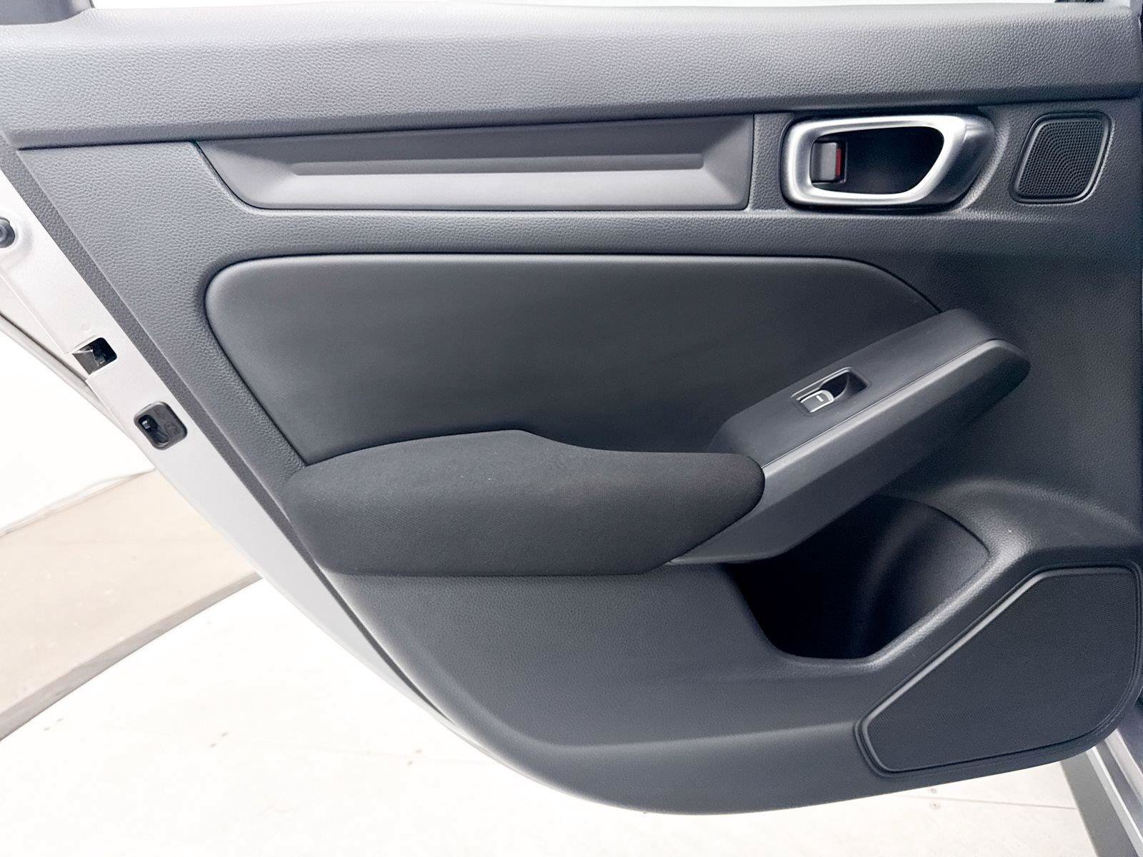 Used 2023 Honda Civic Sport image 24