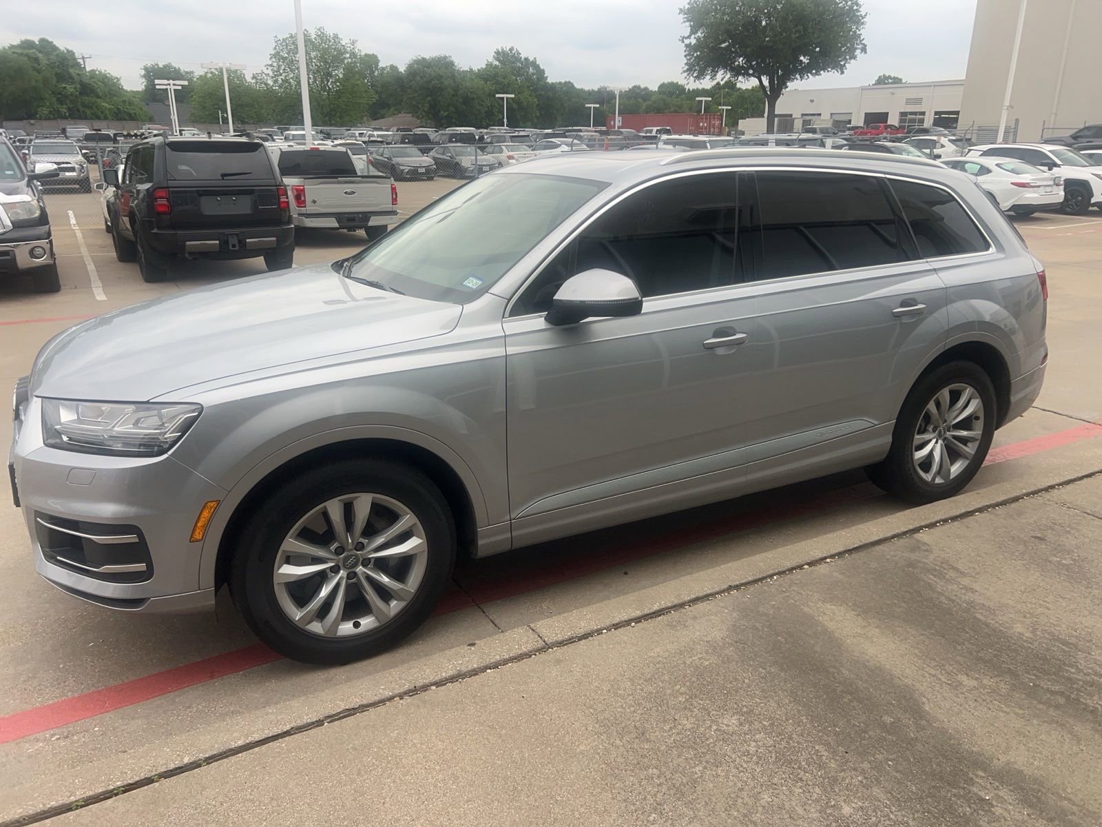 Used 2018 Audi Q7 3.0T Premium Plus AWD/4WD image 11