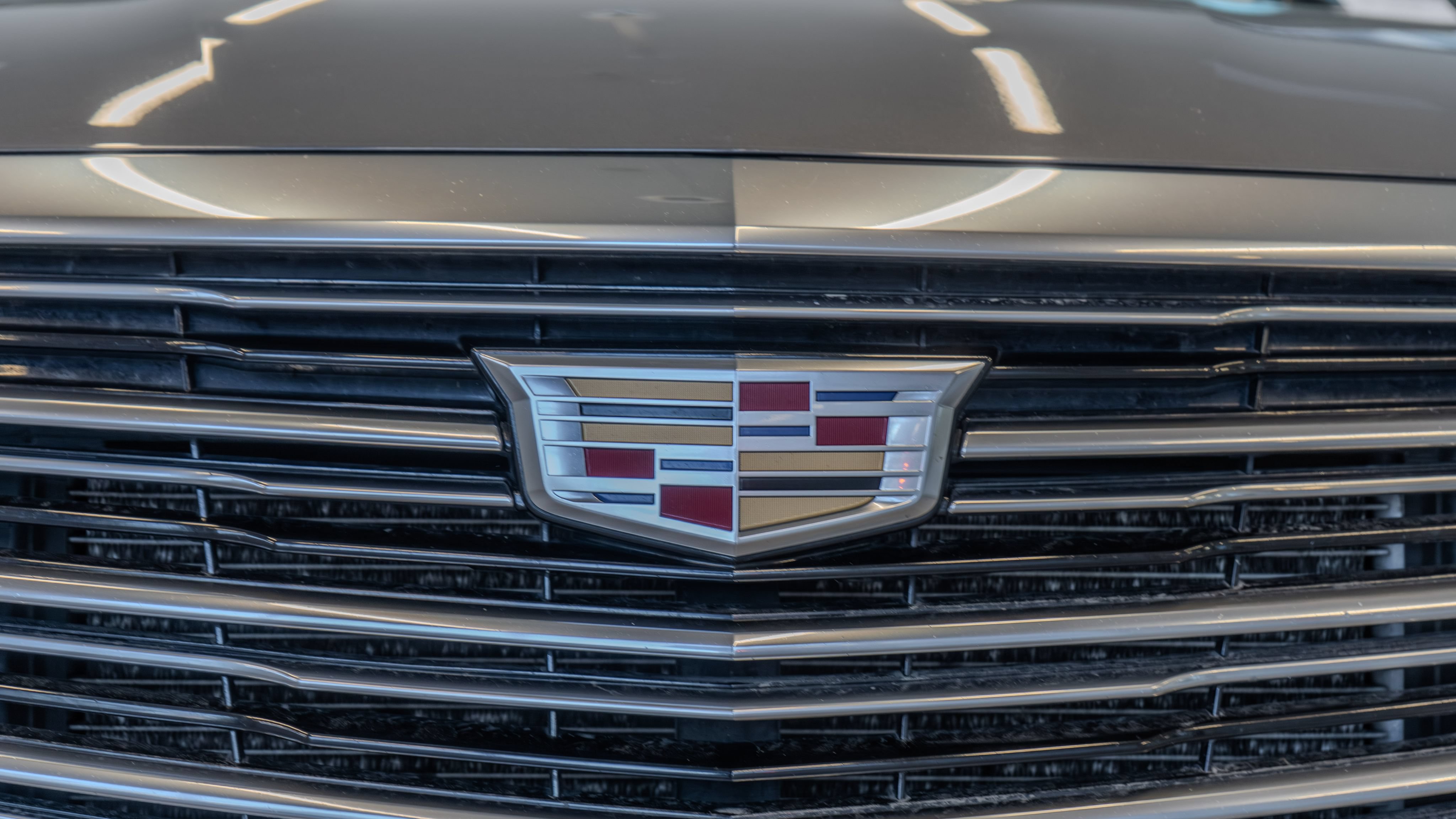 Used 2018 Cadillac XT5 FWD w/ LPO, Wheel Lock Package image 5