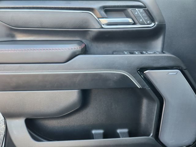 Used 2025 GMC Sierra 2500 AT4X image 20