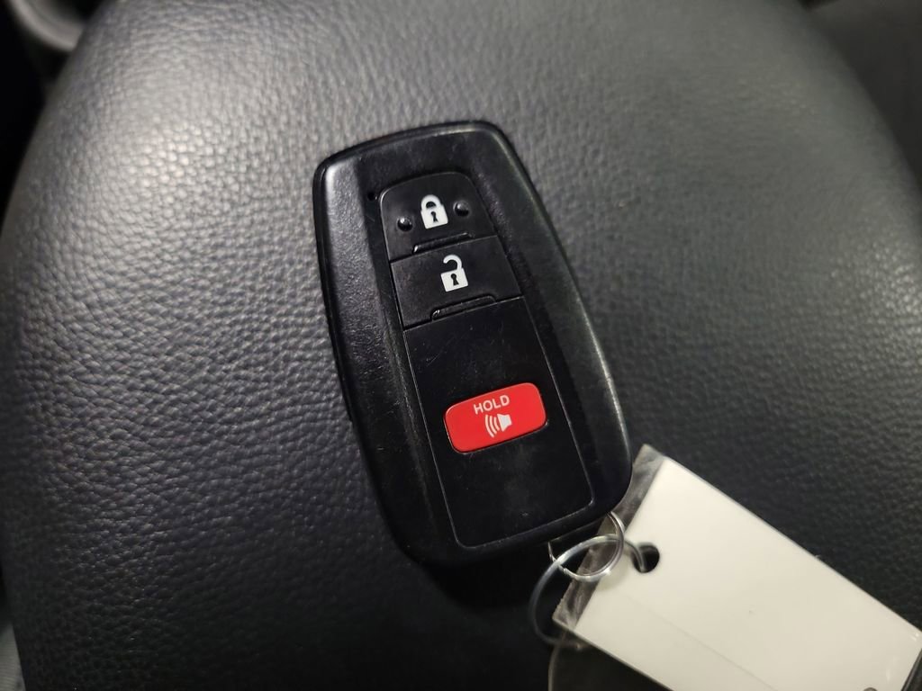 Used 2024 Toyota RAV4 XLE image 16