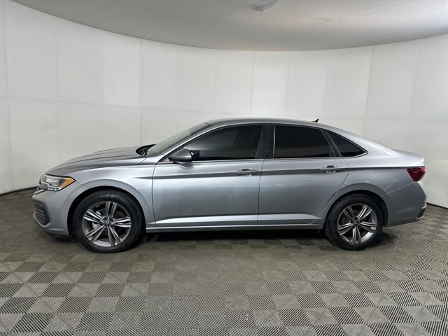 Used 2022 Volkswagen Jetta SE image 6