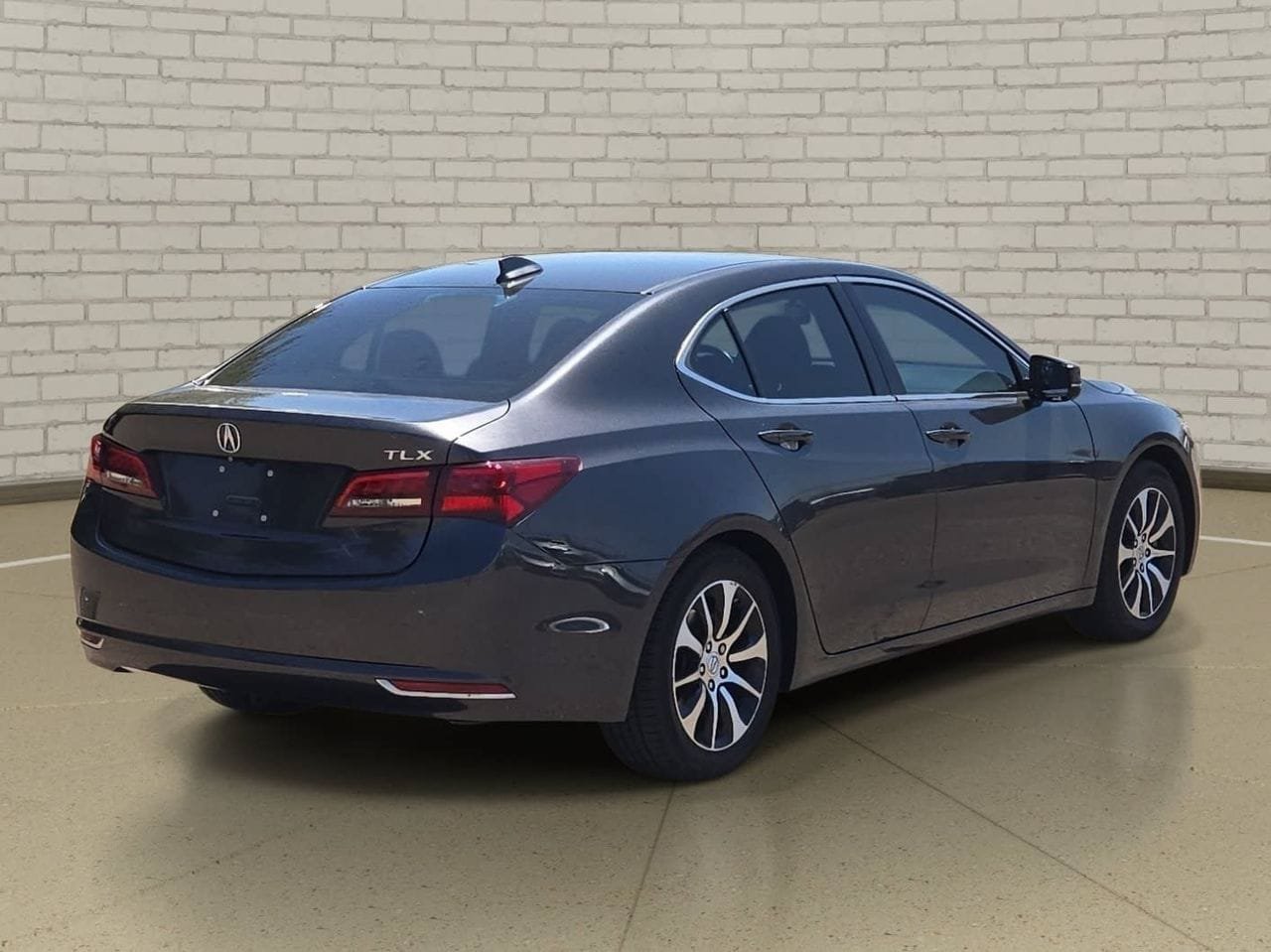 Used 2016 Acura TLX FWD image 5