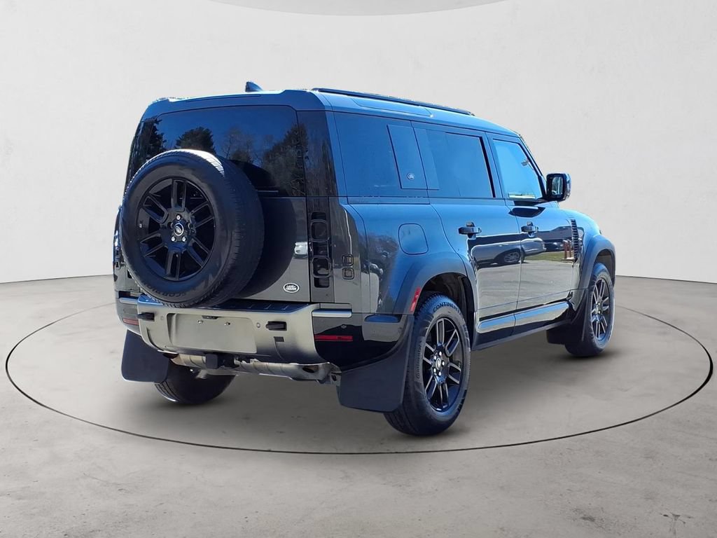 Used 2022 Land Rover Defender 110 X-Dynamic SE AWD/4WD image 5