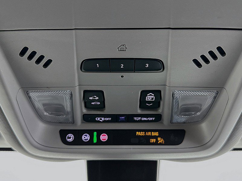 Used 2023 Chevrolet Equinox Premier image 14