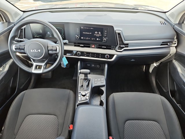 Used 2024 Kia Sportage LX FWD image 16