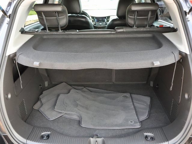 Used 2020 Chevrolet Trax LT w/ LT Convenience Package FWD image 14