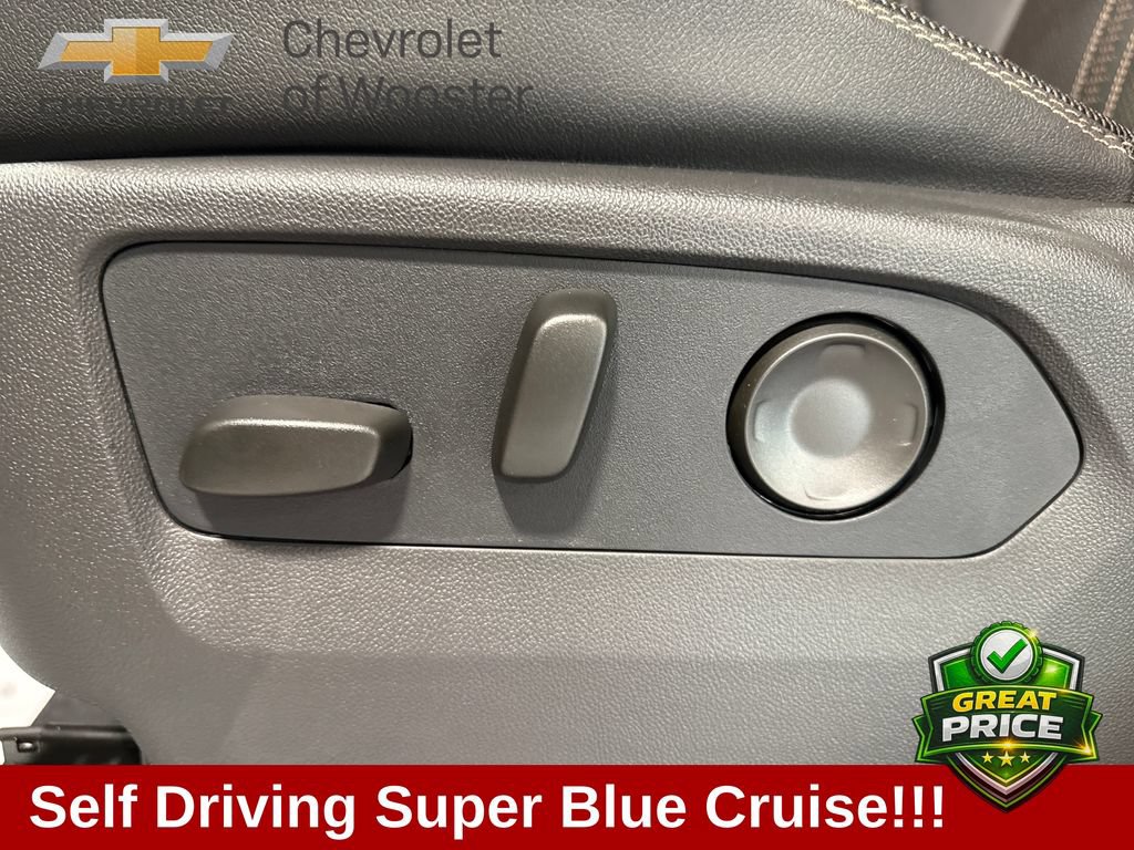 New 2026 Chevrolet Suburban High Country AWD/4WD image 31