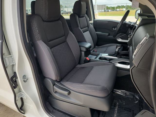 Certified 2025 Nissan Frontier SV w/ SV Convenience Package RWD image 15