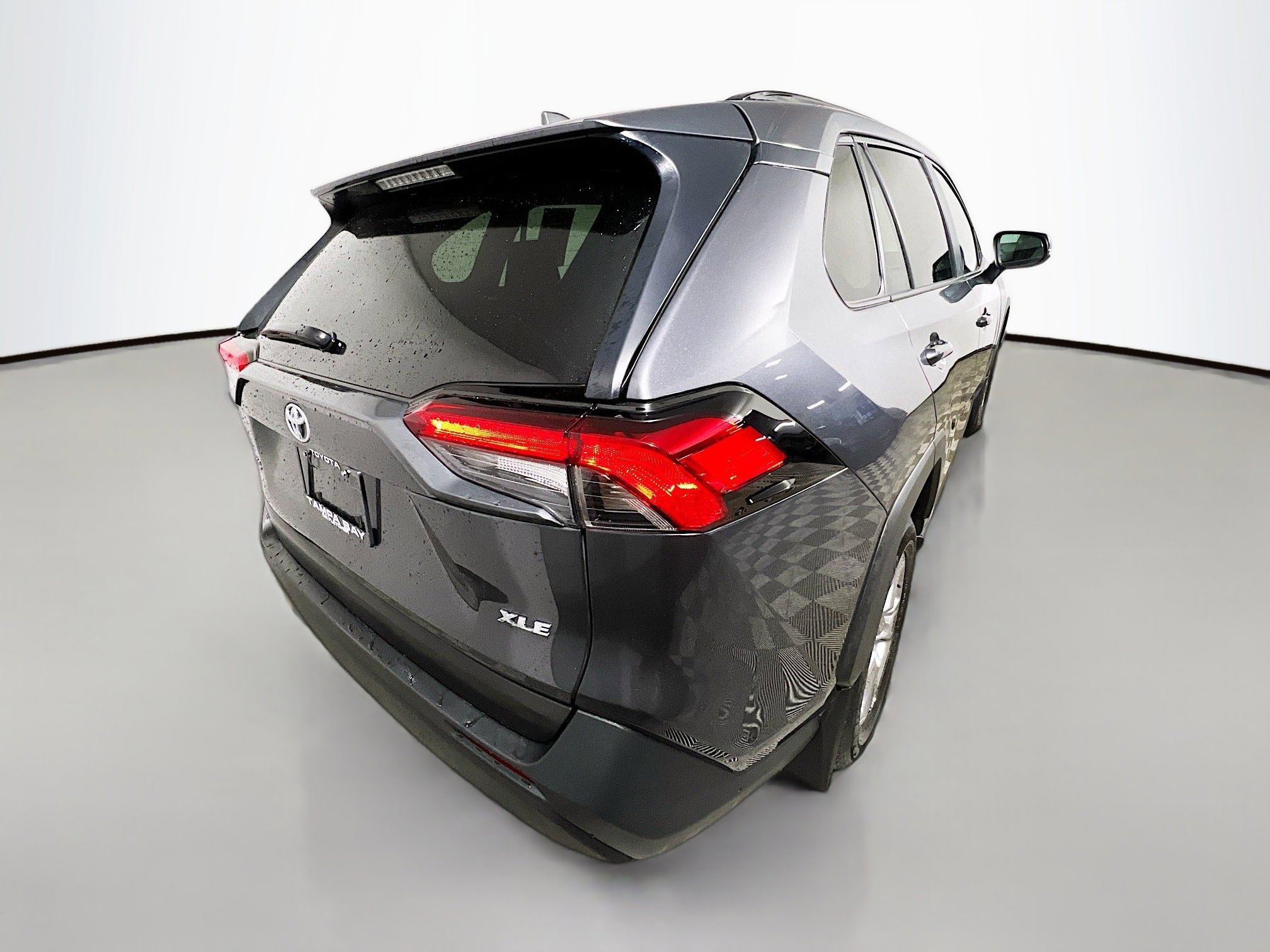 Used 2025 Toyota RAV4 XLE image 4