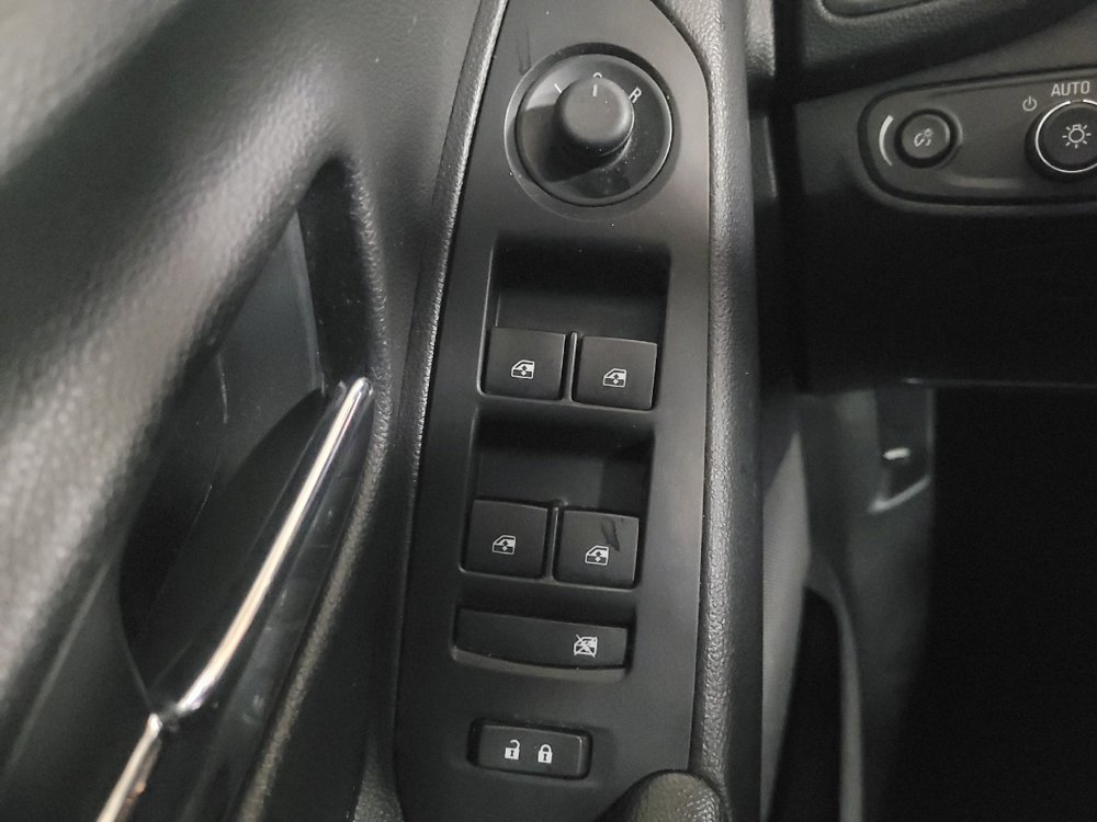 Used 2021 Chevrolet Trax LS w/ Tint and Cruise Package image 27