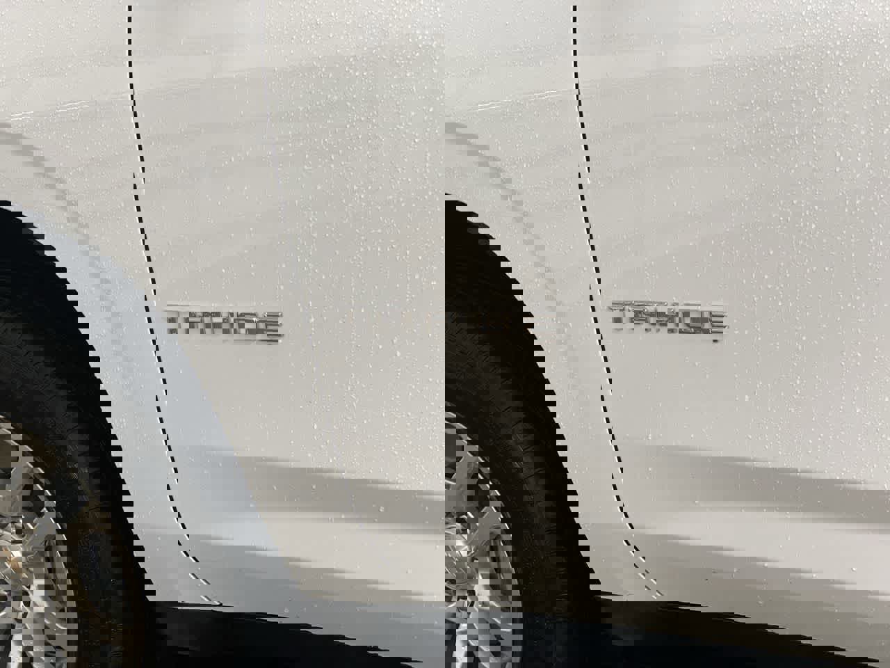 Used 2024 Chevrolet Tahoe LT image 10