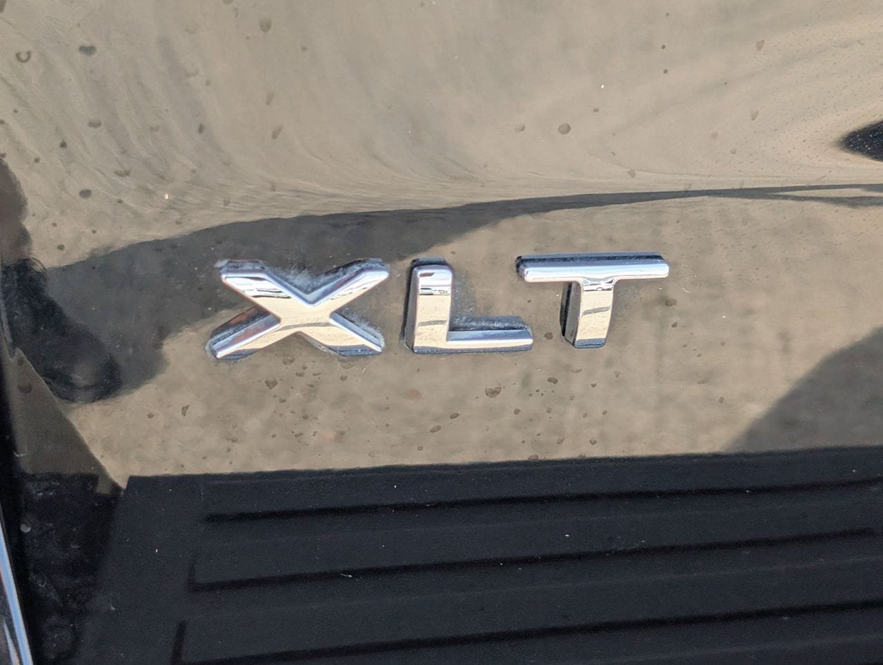Used 2022 Ford Expedition XLT RWD image 8