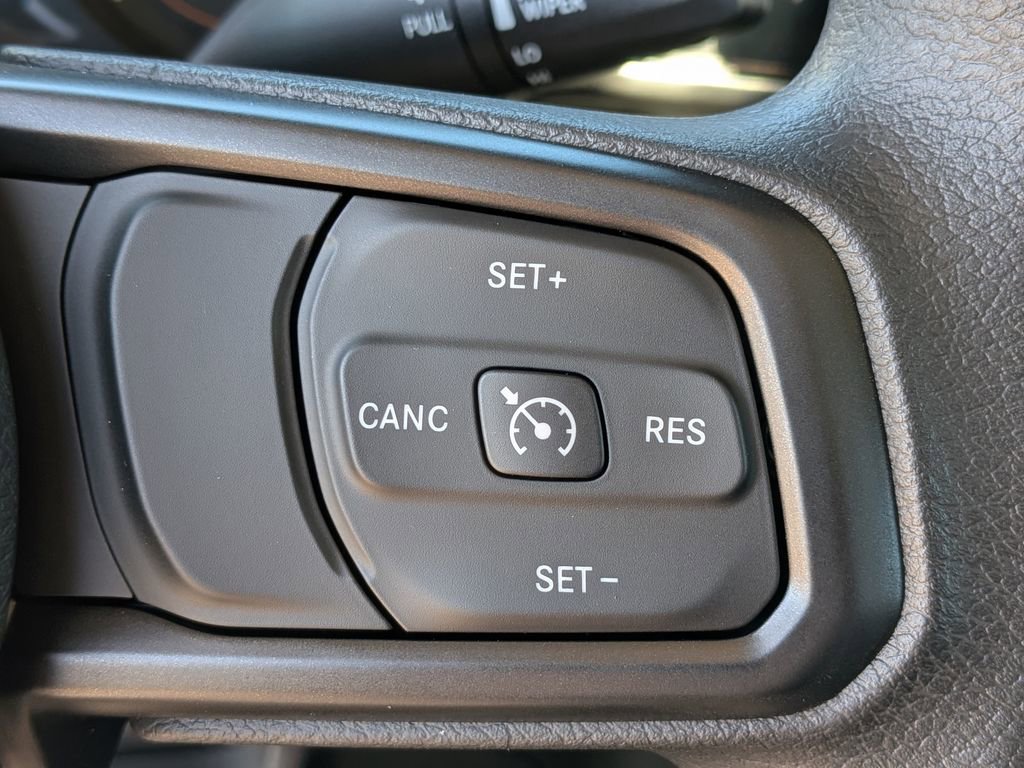 New 2026 Jeep Gladiator Sport AWD/4WD image 18