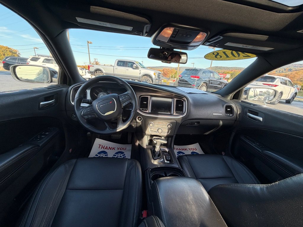 Used 2018 Dodge Charger SXT Plus w/ Blacktop Package image 19