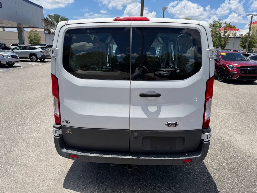 Used 2017 Ford Transit 250 130 Low Roof w/ Exterior Upgrade Package RWD image 6