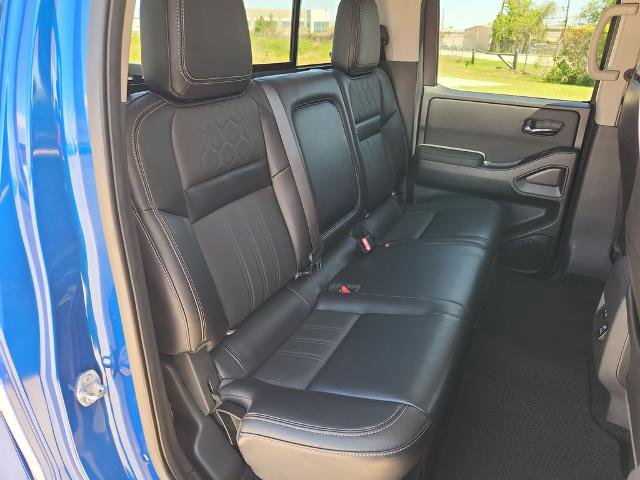 Certified 2024 Nissan Frontier SL w/ Technology Package image 14