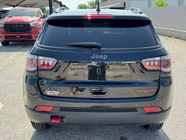 Used 2022 Jeep Compass Trailhawk w/ Sun and Sound Group AWD/4WD image 5