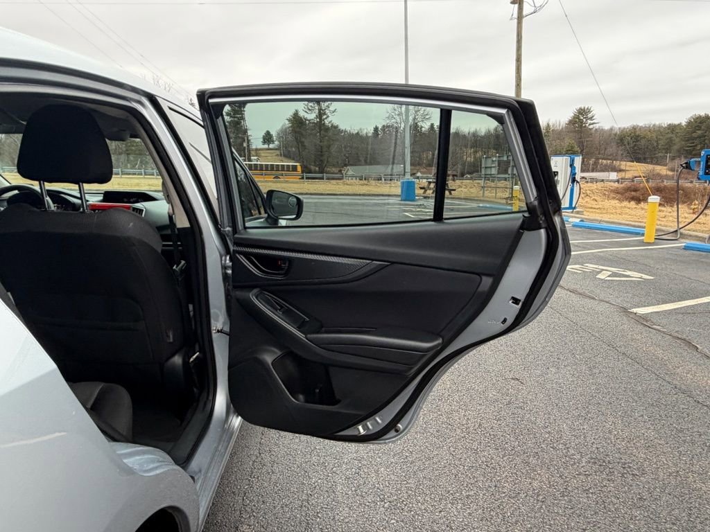 Used 2020 Subaru Impreza 2.0i image 23