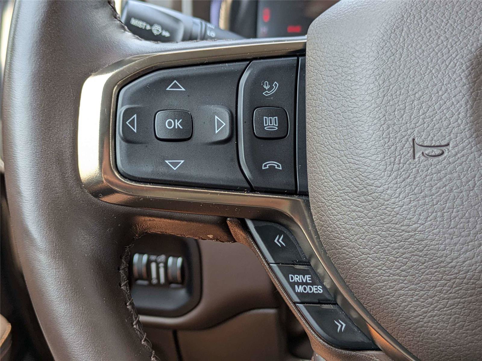 Used 2025 RAM 1500 Limited w/ Off Road Group AWD/4WD image 29