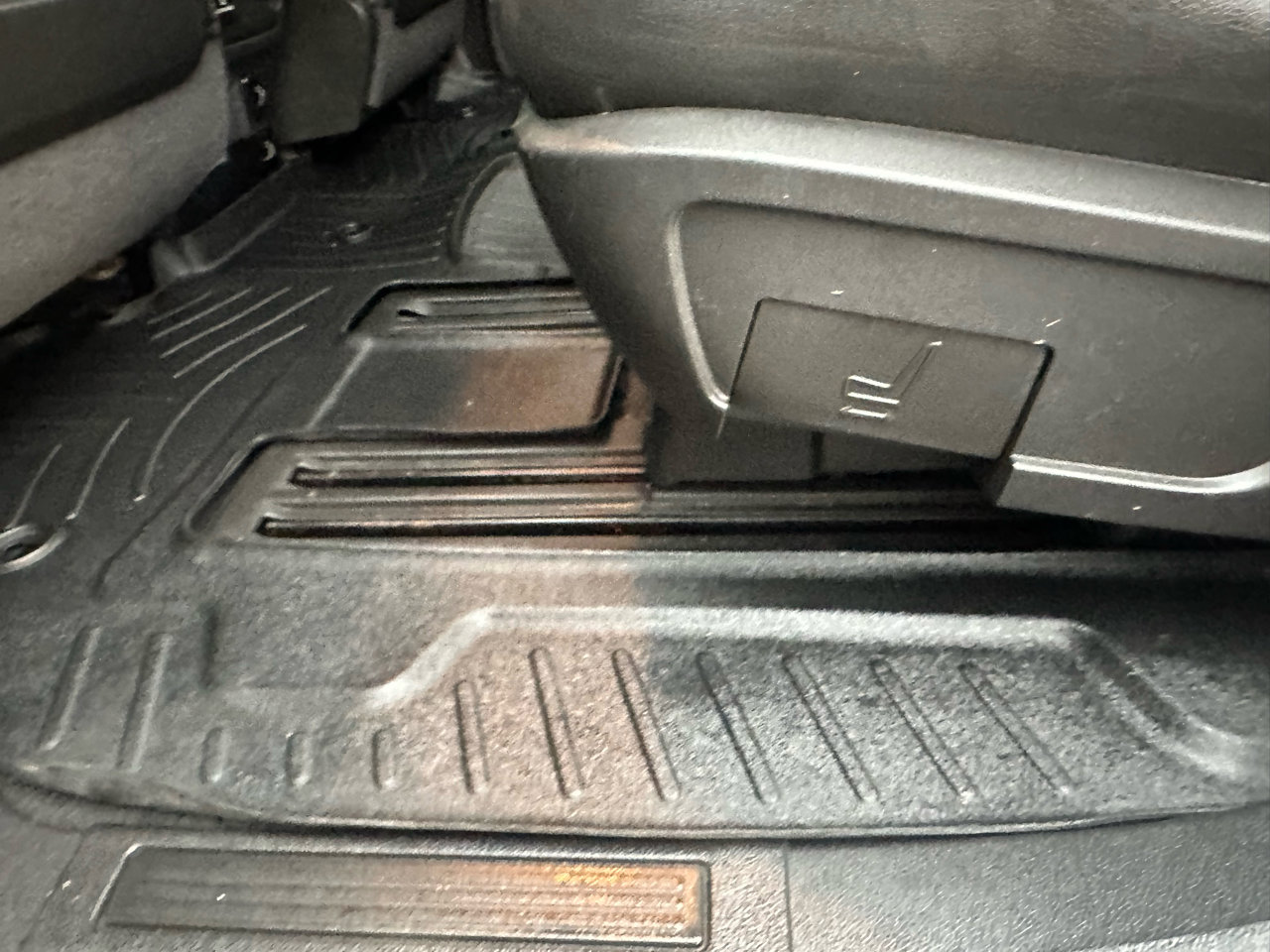 Used 2017 GMC Acadia Limited SLT image 39