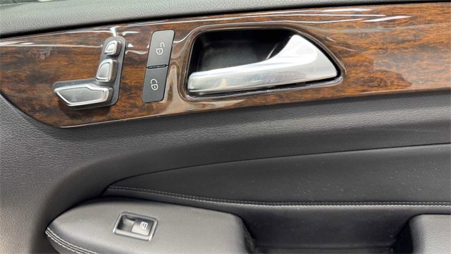 Used 2016 Mercedes-Benz GLE 350 w/ Premium Package image 13