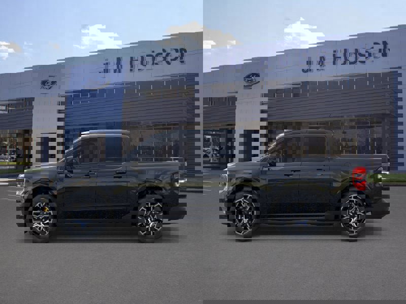 New 2026 Ford Maverick Lariat w/ 4K Tow Package image 3