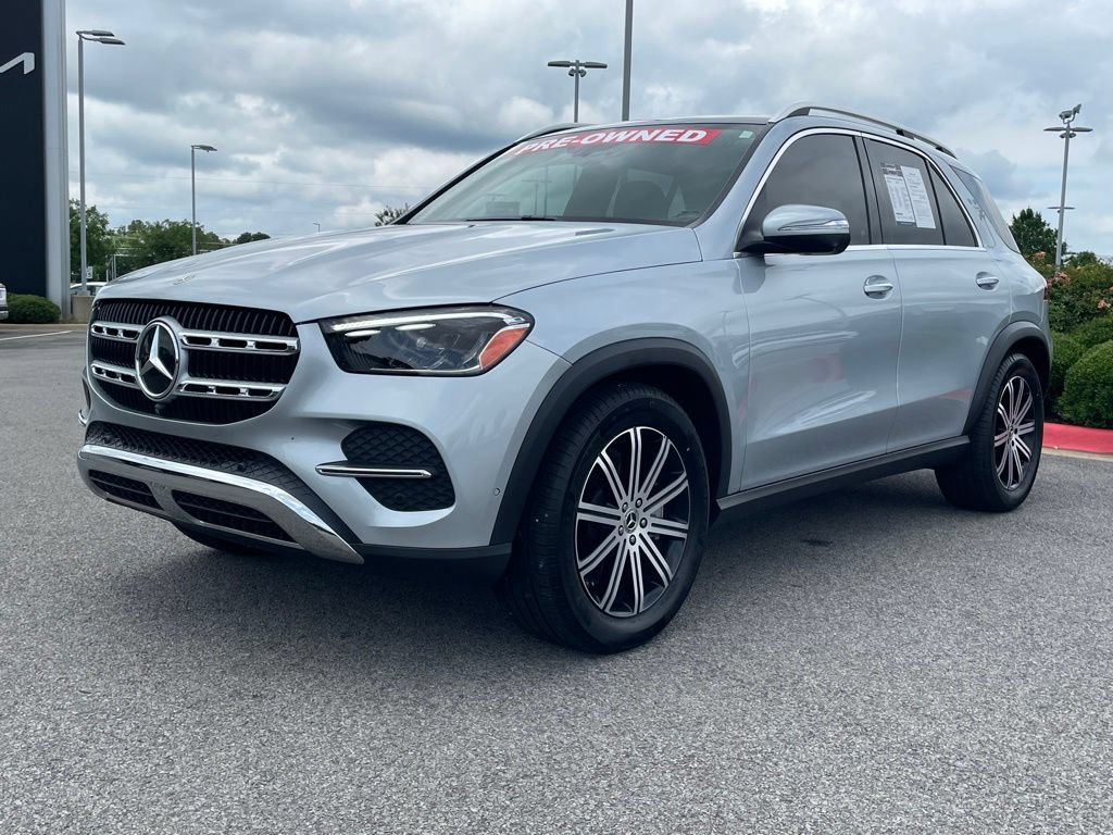 Used 2025 Mercedes-Benz GLE 450 4MATIC w/ Winter Package image 3