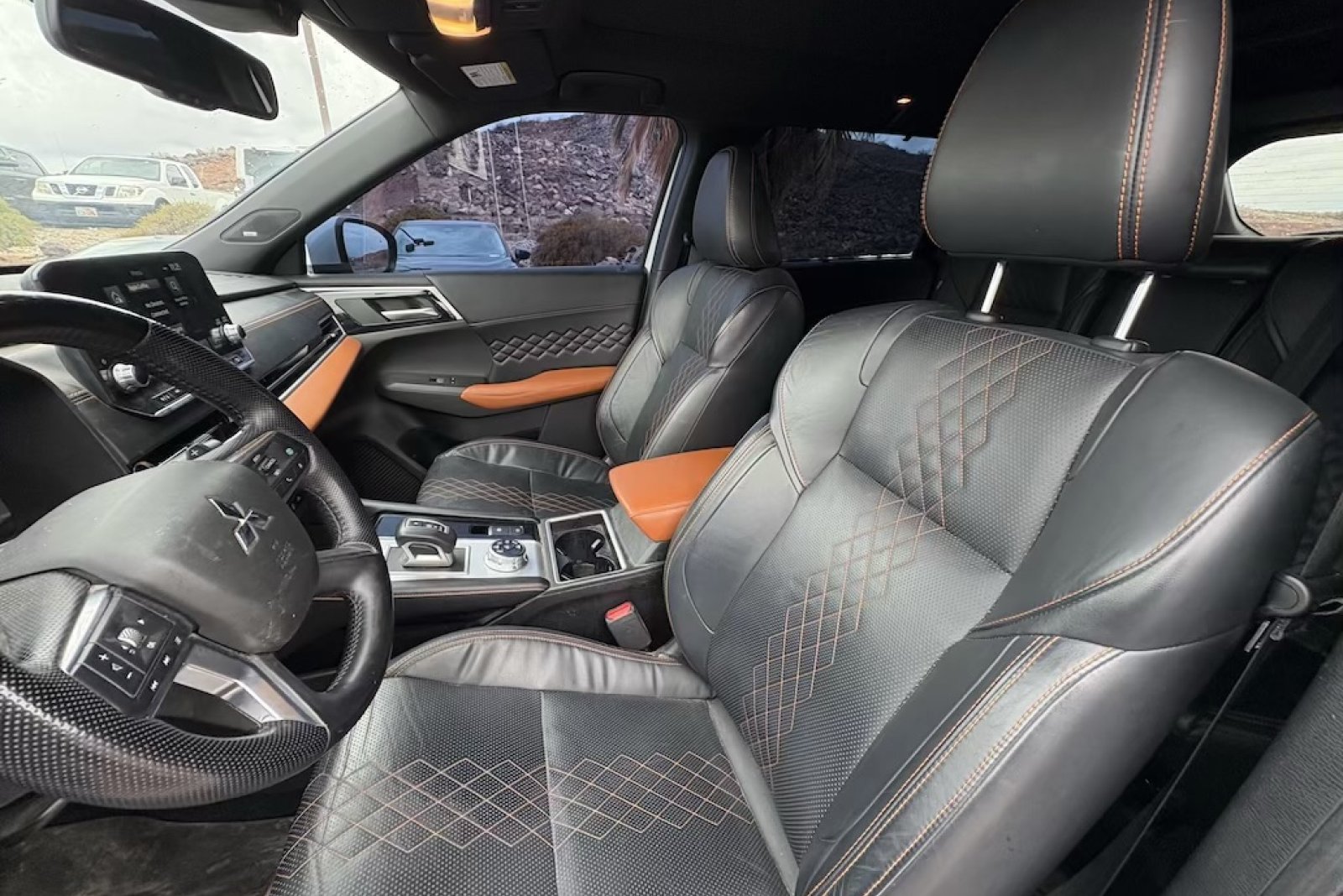 Used 2022 Mitsubishi Outlander SEL AWD/4WD image 9