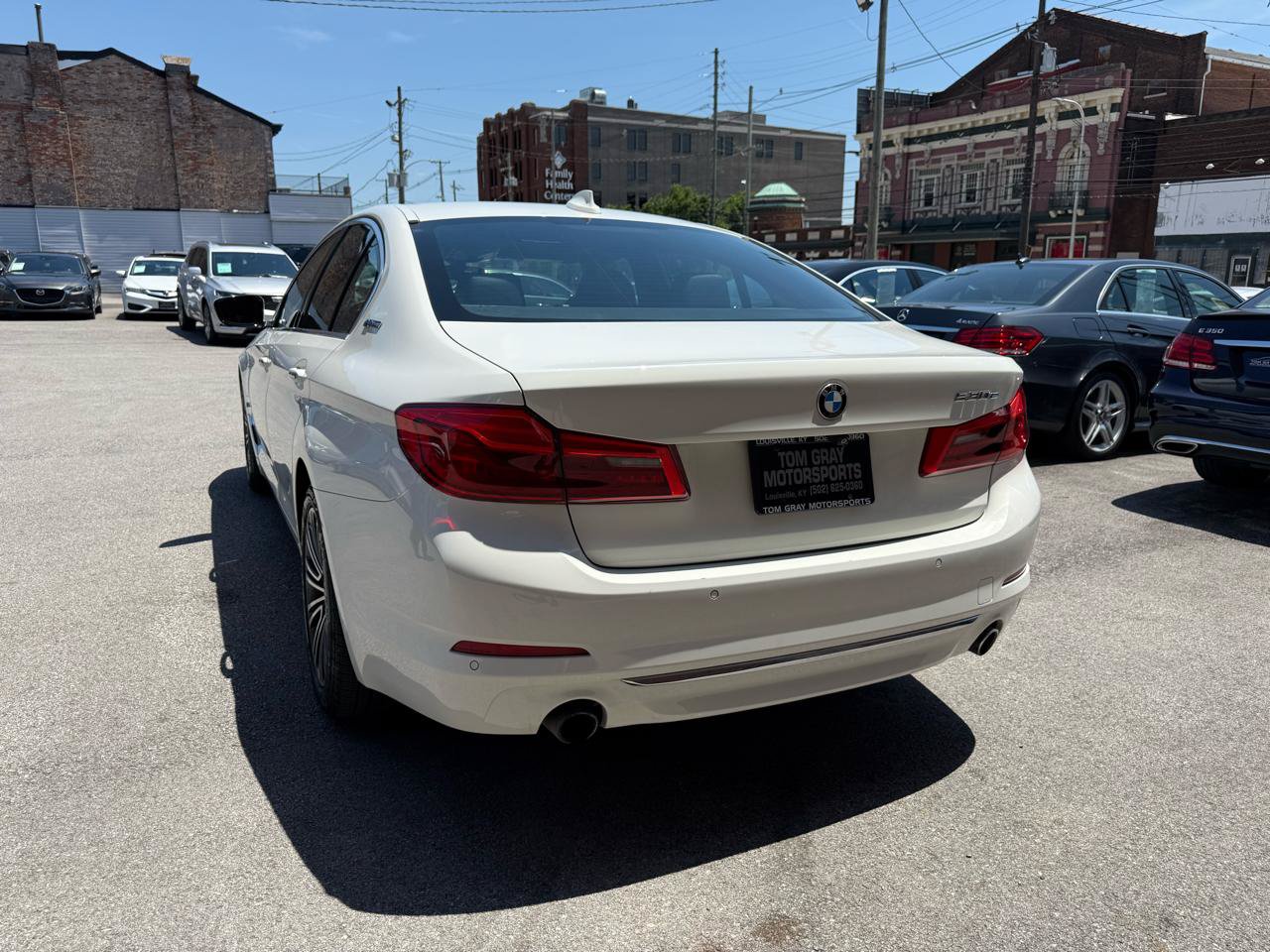 Used 2018 BMW 530e xDrive AWD/4WD image 6