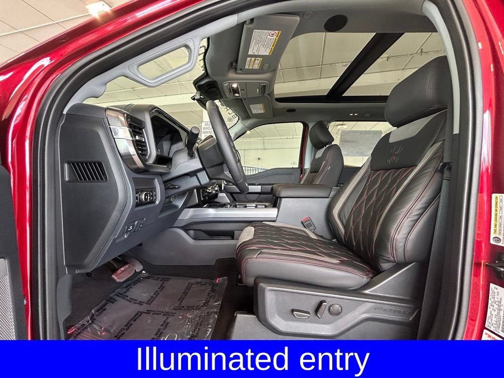 New 2026 Ford F250 Lariat w/ Black Appearance Package AWD/4WD image 10