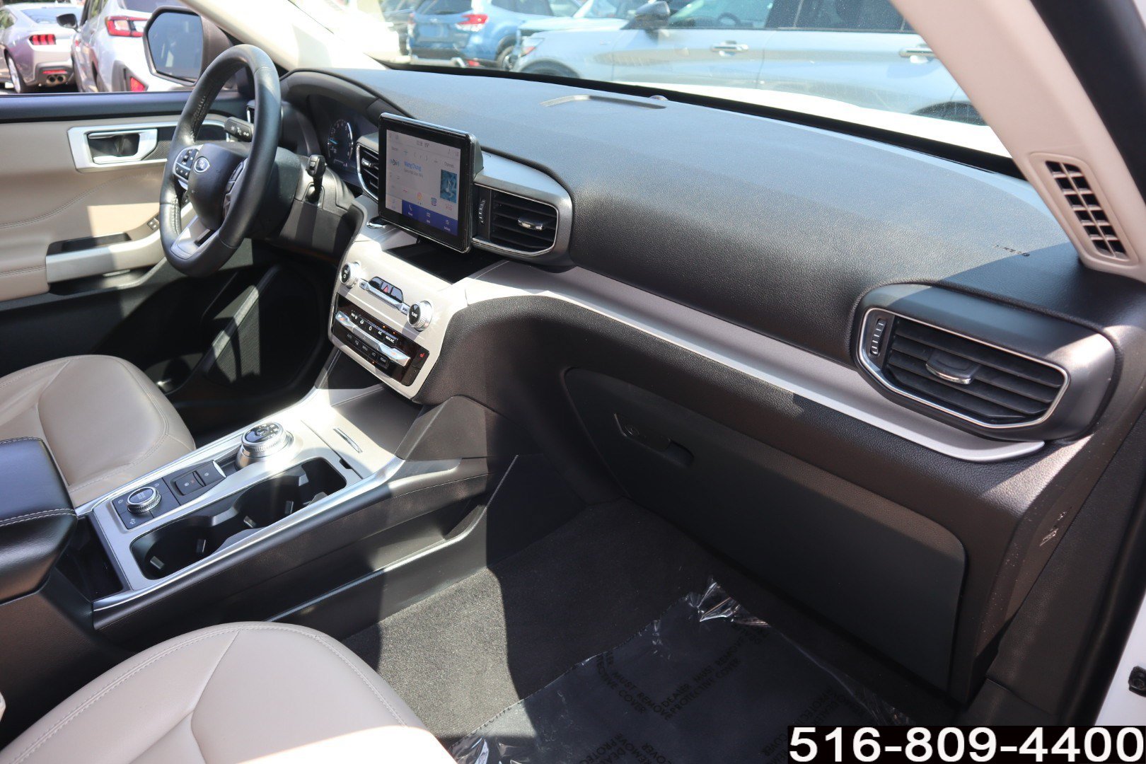 Used 2023 Ford Explorer XLT w/ Equipment Group 202A AWD/4WD image 23