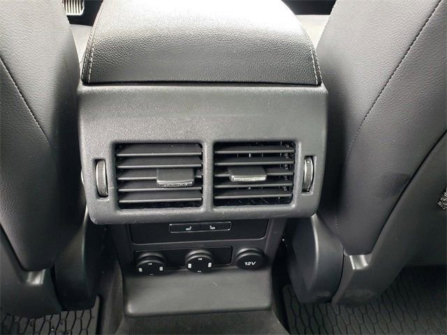 Used 2018 Jaguar F-PACE R-Sport image 7